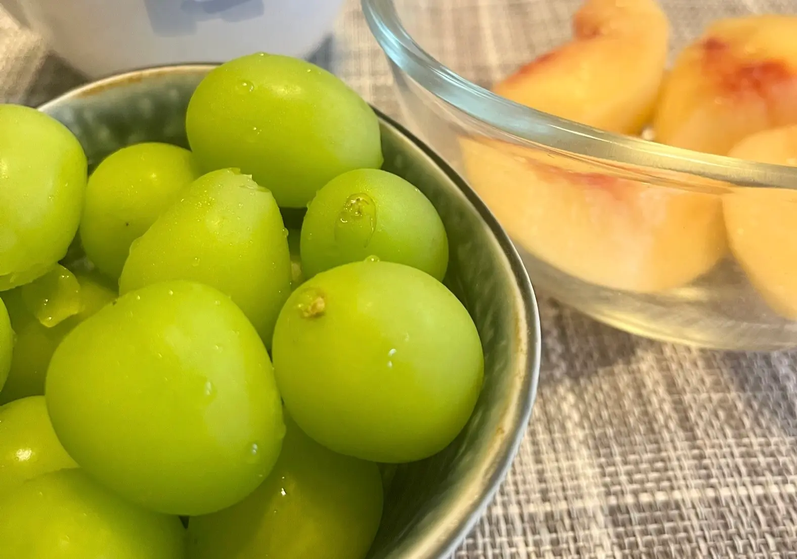 登戸グリーン歯科・矯正歯科　9月休診日　季節のフルーツ